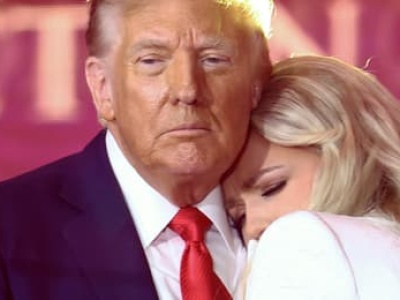 Wielki show ku czci Charliego Kirka. Trump: „Został zabity, bo opowiadał się za Bogiem i ojczyzną”