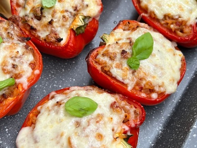 Papryka faszerowana mięsem mielonymi i ryżem