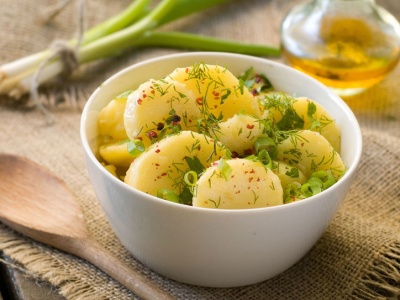 Wcale nie tuczą, a są superzdrowe. Dlaczego warto jeść ziemniaki?