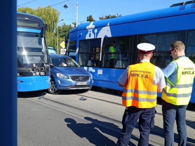 Dwie kolizje w ciągu godziny. Poważne utrudnienia w ruchu tramwajów