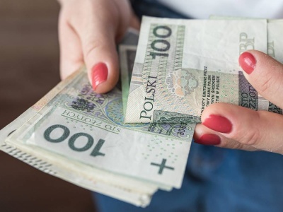 Dobra wiadomość dla seniorów opiekujących się bliskimi. Szykuje się nowe świadczenie