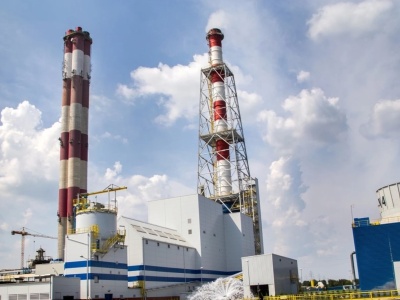 W elektrociepłowni w Gdyni trwa budowa kogeneracyjnych silników gazowych