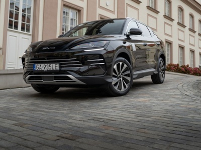 Chiny rozdają karty, Japonia traci. Rynek aut w Europie wychodzi na prostą