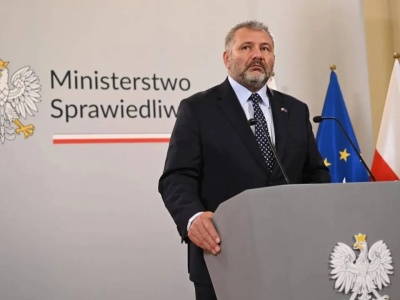 Kuriozalny raport! Minister Żurek: w latach 2015-23 w Polsce budowano system autorytarny