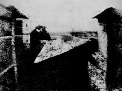 W 1826 roku Joseph Niépce zrobił zdjęcie, które na zawsze zmieniło świat. Co na nim było?