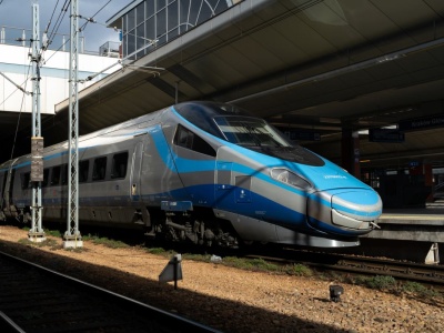 Prawie pół kilometra pociągu. PKP Intercity podbija stawkę. Będzie wyścig po bilet