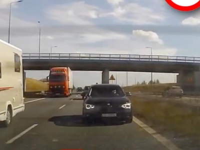 Kompromitacja policji. Chce ukarać nagrywającego, nie widzi wykroczenia nagrywanego