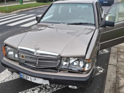 Na Piłsudskiego Mercedes wjechał w tył Renaulta