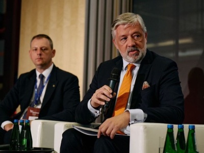 Czernicki (CPK): Skupiamy się na budowaniu