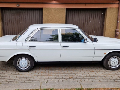 Mercedes 300D W123 1985 – 71900 PLN – Częstochowa