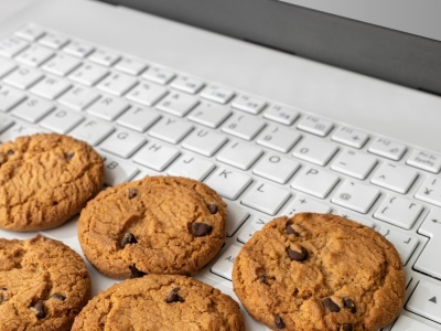 Koniec okienek z ciasteczkami? UE chce uprościć zgody na cookie