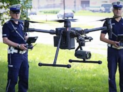 Drony sparaliżowały europejskie lotniska. Policja dokonała zatrzymań, są nowe fakty