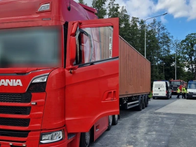 104 godziny bez karty, na dystansie 7200 km – wykroczenia znowu na 100 tys. zł