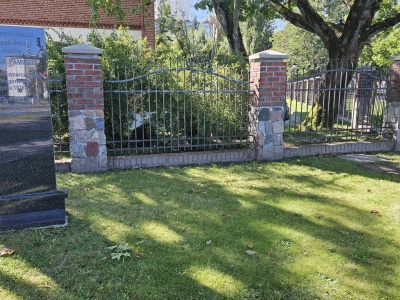 Metalowe serca na nakrętki zniknęły z Olsztyna. To efekt unijnej dyrektywy