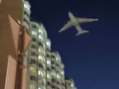 Moskwa pod presją. Niskie loty Antonowa-124 nad stolicą Rosji