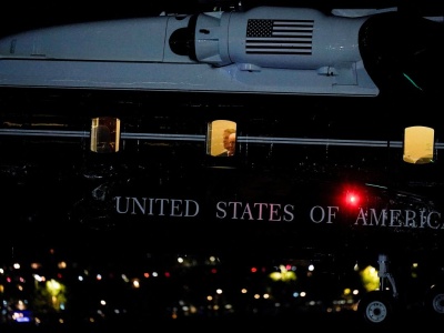 Niebezpieczny incydent przy Białym Domu. Mężczyzna miał celować laserem w helikopter Trumpa