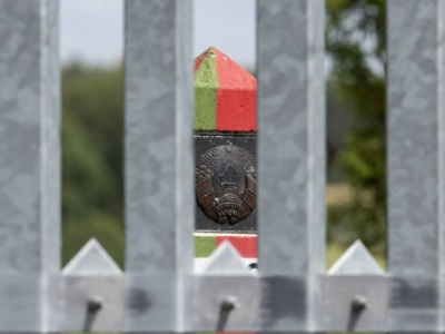 Białoruskie media państwowe: Mińsk chce złagodzenia konfliktu z Polską, „bo normalizacją tranzytu zainteresowane są Chiny”