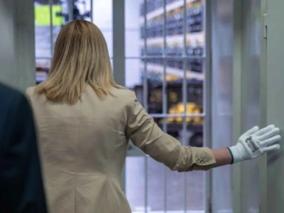 Atom na giełdzie jak złoto w sejfie. Dwa symbole naszych czasów