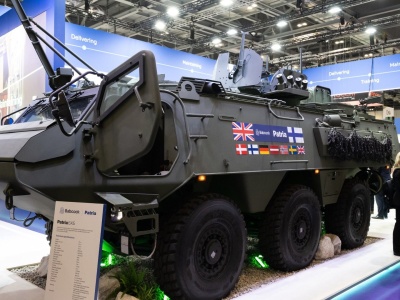 Brytyjsko-fińska współpraca przy produkcji transporterów