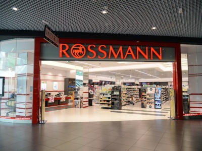 Rossmann ma plan dla młodych. Zaczynasz od szkolenia, kończysz z wypłatą