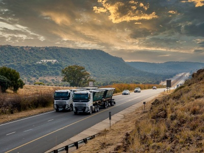 Propozycja w ONZ: światowy standard kwalifikacji dla kierowców ciężarówek