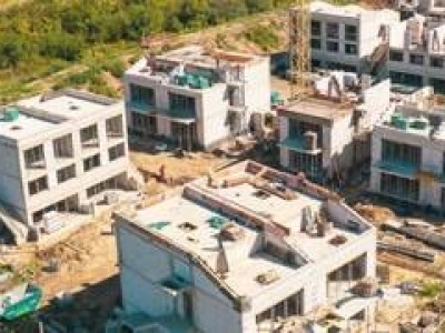 Cena metra kwadratowego mieszkania we Wrocławiu to już 14,2 tys. zł. Kupujący szukają mniejszych metraży