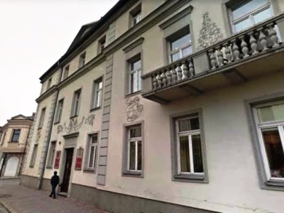 Uwaga! Starostwo wyprowadza się z Nowego Sącza! Przenosi część wydziałów do Starego Sącza