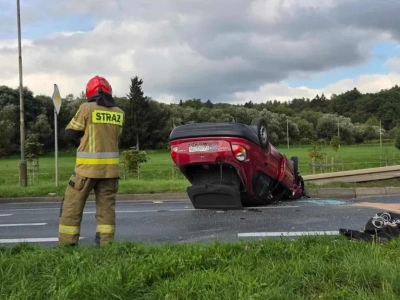Dachowanie na ulicy Jana III Sobieskiego