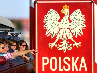 Niemcy przyjeżdżają na zakupy do Polski. Masowo wywożą coś innego niż papierosy