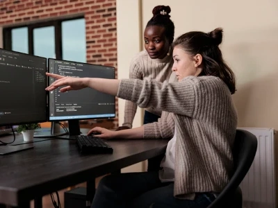 Cyfryzacja, ale czy bezpieczna? Szkoły muszą zadbać o ochronę danych osobowych