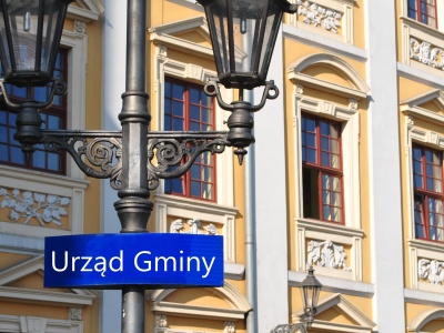 Czy będzie wysłuchanie publiczne w sprawie dwukadencyjności samorządowców?