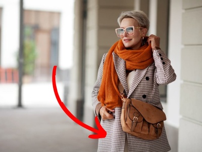 Botki dla pań po 60, które grają pierwsze skrzypce w każdej stylizacji. Jesienne polecajki