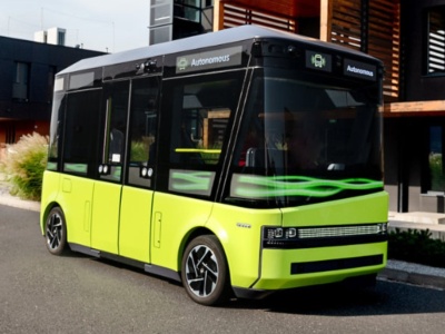 Autobus bez kierowcy będzie jeździł po cmentarzu. Dzieło Polaków