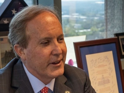 Spór wokół ESG w Teksasie. Firmy pozywają prokuratora, ten wszczyna dochodzenie