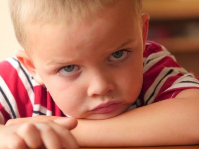 Bajka o mędrcach pokazuje jak system krzywdzi dzieci. 