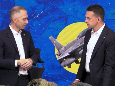 Pokazali plecak ewakuacyjny i się zaczęło. Jedna rzecz wzburzyła internautów i ekspertów