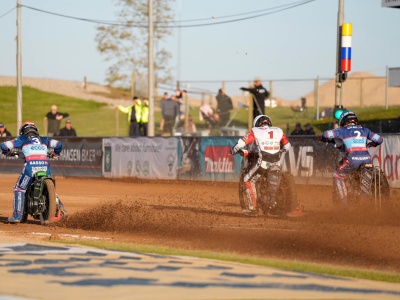 Żużel. Faworyt zmiażdżył konkurencję! Dudek i MJJ show! (RELACJA)