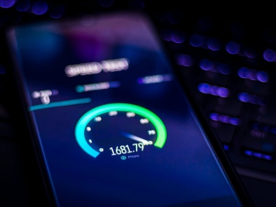 Czesi masowo rezygnują z Wi-Fi. Co jest lepszą alternatywą?