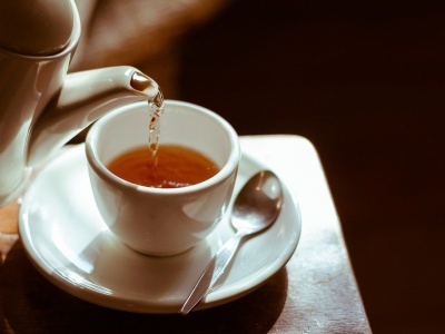 Groźna bakteria w znanej herbacie. GIS wydał pilne ostrzeżenie. Koniecznie sprawdź, czy masz w domu