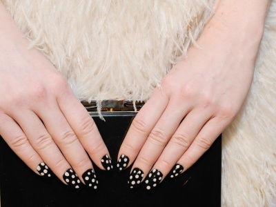 Nie masz pomysłu na paznokcie? Oto 5 pewniaków na pierwszą randkę