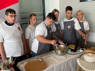 Do szukania pracy podeszli z innej strony - pokazali swoje pasje i talenty na targach
