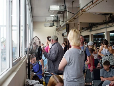 Polacy utknęli na lotnisku w Zanzibarze. „To jest skandal”