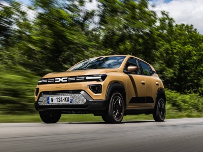 Dacia umacnia pozycję w Polsce. Sandero i Spring liderami sprzedaży w 2025 roku