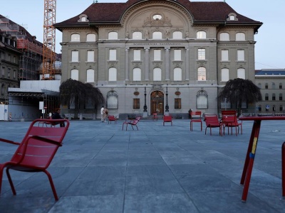 Stopy w Szwajcarii bez zmian. Amerykańskie cła pogarszają perspektywy gospodarki