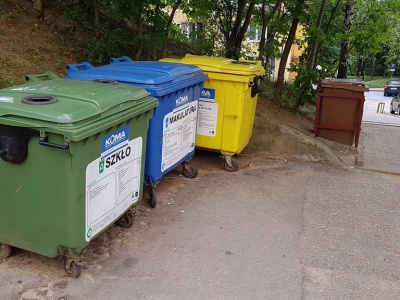 Chusteczki higieniczne i ręczniki papierowe już nie trafią do odpadów zmieszanych. Będzie nowy pojemnik