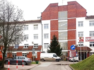 Sebastian D., były pracownik szpitala, usłyszał zarzuty stalkingu i wymuszenia seksualnego