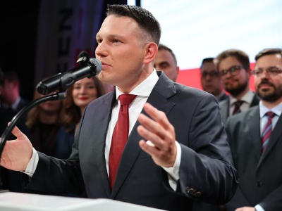 Pocieszny jest Kaczyński, próbujący zrzucić na Konfederację konsekwencje własnych działań