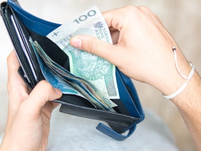 Płaca minimalna 2026. Ważne zmiany w sposobie naliczania premii i dodatków