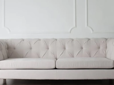 Jak wybrać idealną sofę i szafę do salonu