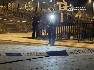 Mężczyzna spadł z Mostu Poniatowskiego na Bulwary Wiślane